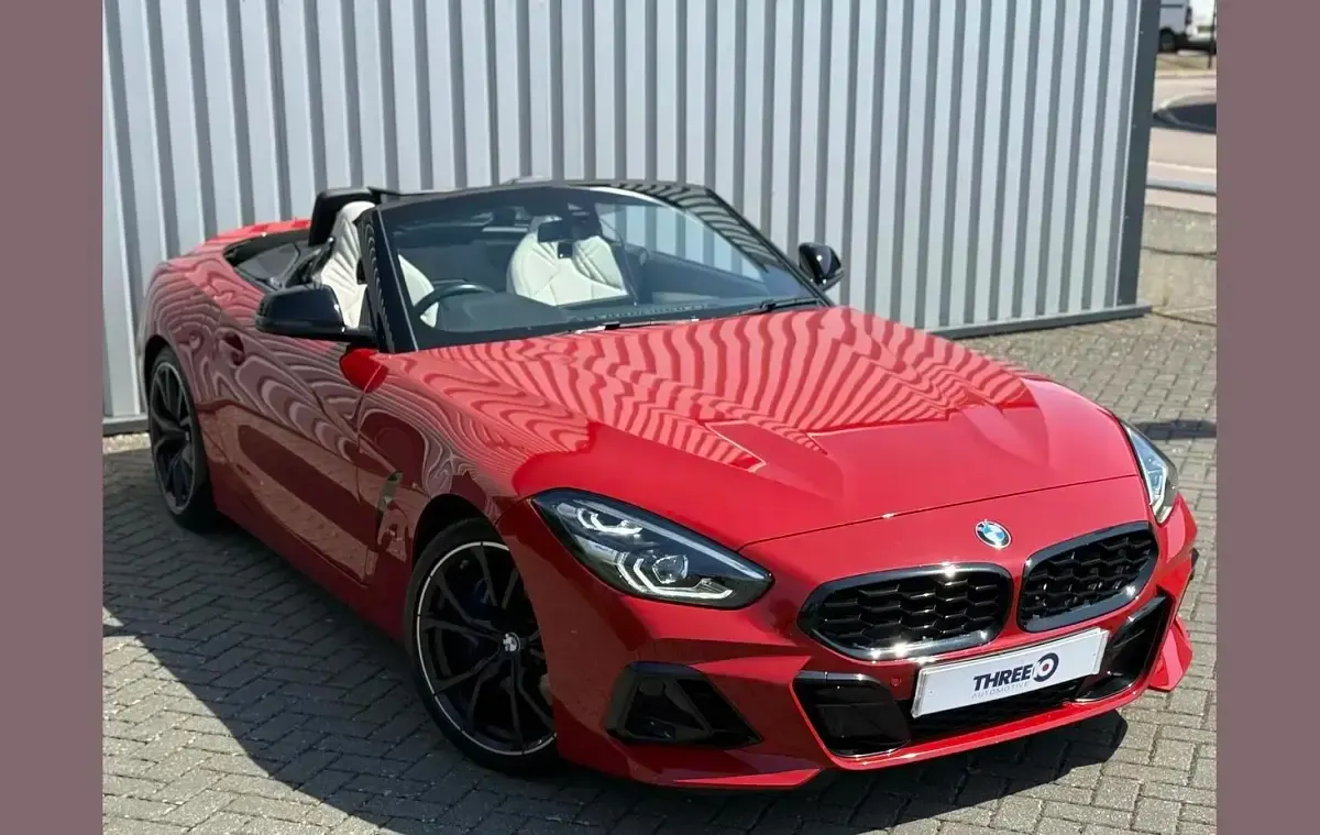 Used BMW Z4 M Sport 334 HP (245 kW) 2024 Red Cabriolet
