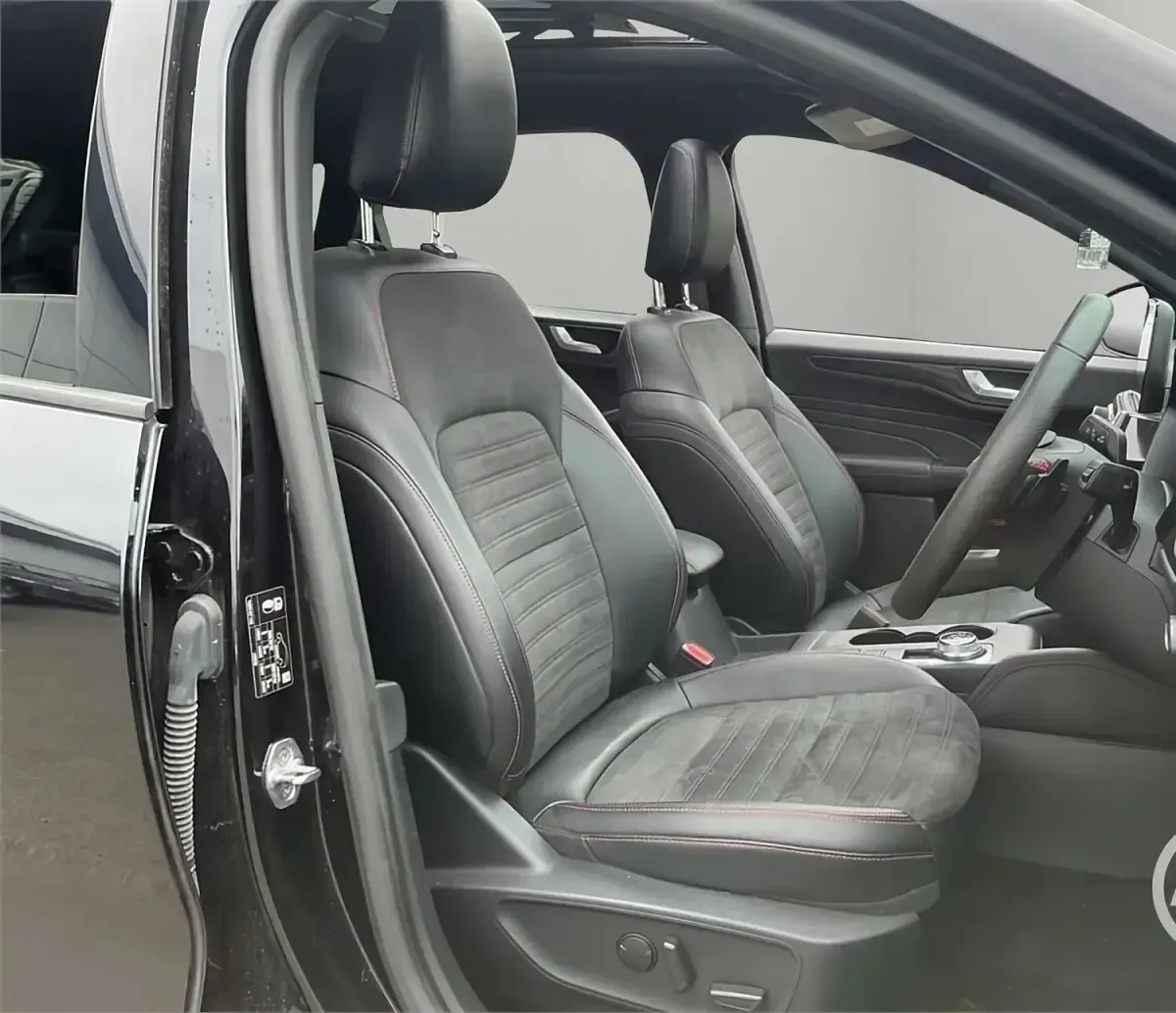 Used Ford Kuga ST-Line X 120 HP (88 kW) 2021 Black SUV