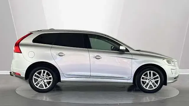 Used Volvo XC60 SE Lux 188 HP (138 kW) 2017 SUV