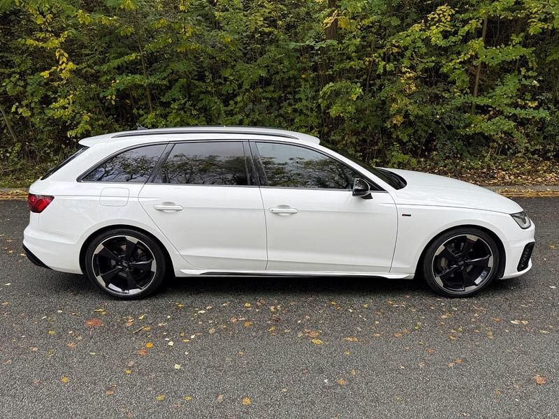 Used Audi A4 Black Edition 190 HP (139 kW) 2020 White Estate