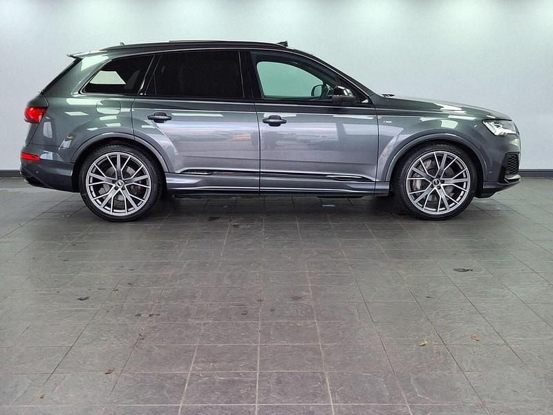 Begagnad Audi Q7 Advanced 381 HK (280 kW) 2021 Grå SUV