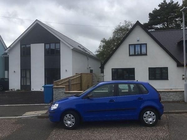 Begagnad VW Polo 2009 Blå Halvkombi