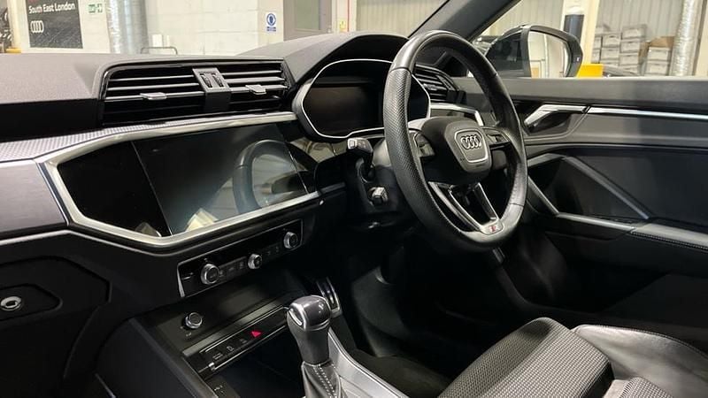 Used Audi Q3 S-Line 150 HP (110 kW) 2022 Black SUV