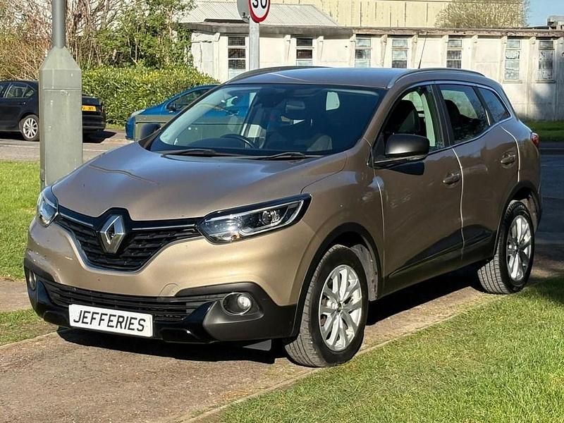 Begagnad Renault Kadjar Dynamique 110 HK (80 kW) 2017 Beige SUV