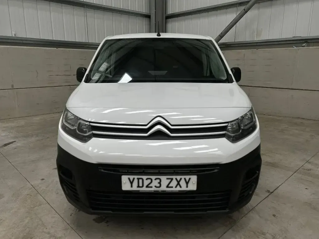 Used Citroën e-Berlingo 100 HP (73 kW) 2023 White