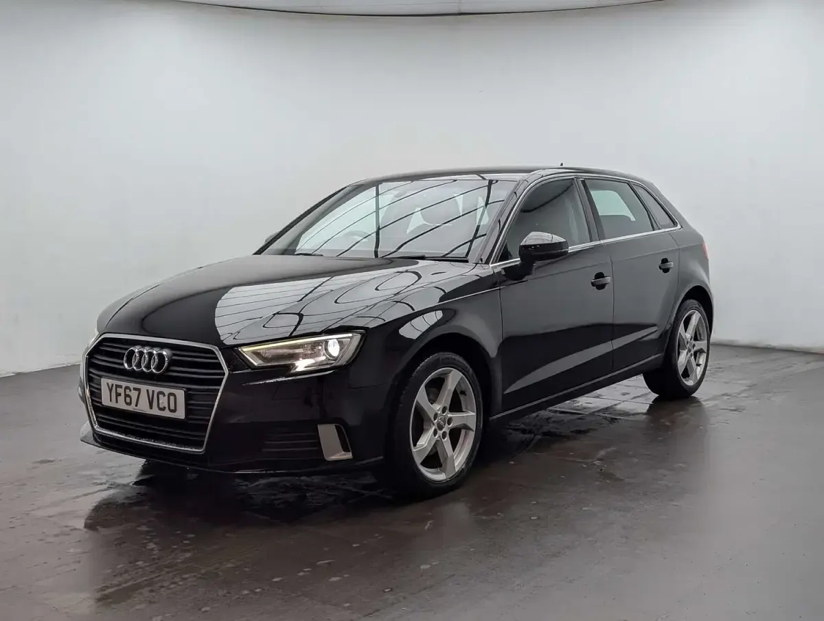 Used Audi A3 Sportback Sport 116 HP (85 kW) 2017 Black Hatchback
