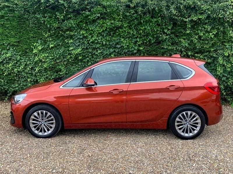 Used BMW 220 Active Tourer Luxury Line 188 HP (138 kW) 2019 Orange MPV