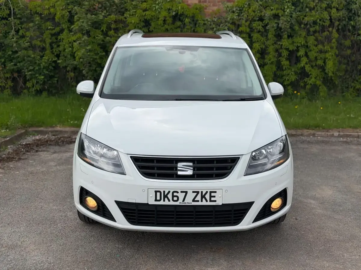 Usado Seat Alhambra XCELLENCE 2017 Branco Monovolume