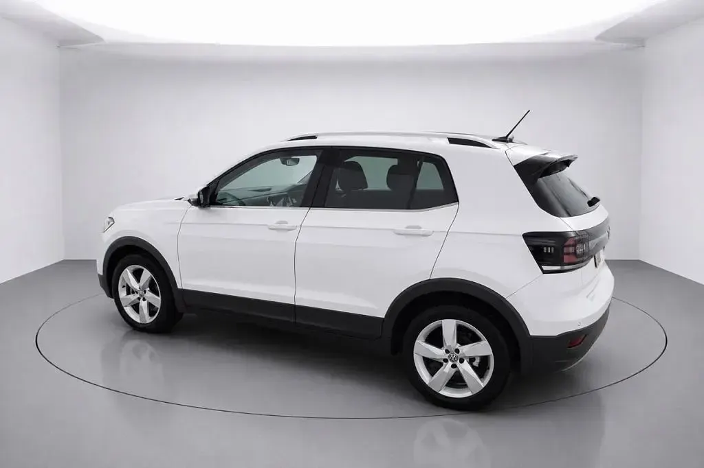 Used VW T-Cross SEL 110 HP (80 kW) 2022 White SUV