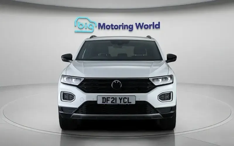 Usado VW T-Roc Black Edition 150 HP (110 kW) 2021 Branco SUV