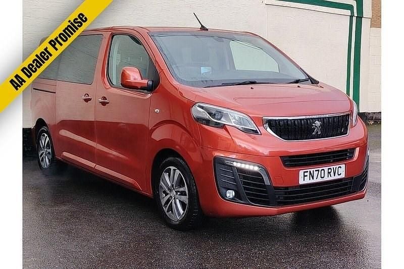 Used Peugeot Traveller Allure 180 HP (132 kW) 2020 Red MPV