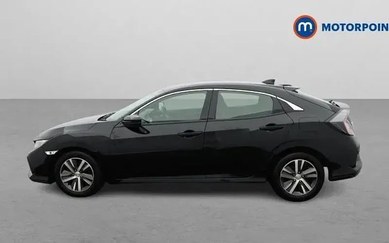 Second-hand Honda Civic SE 126 CP (92 kW) 2022 Hatchback