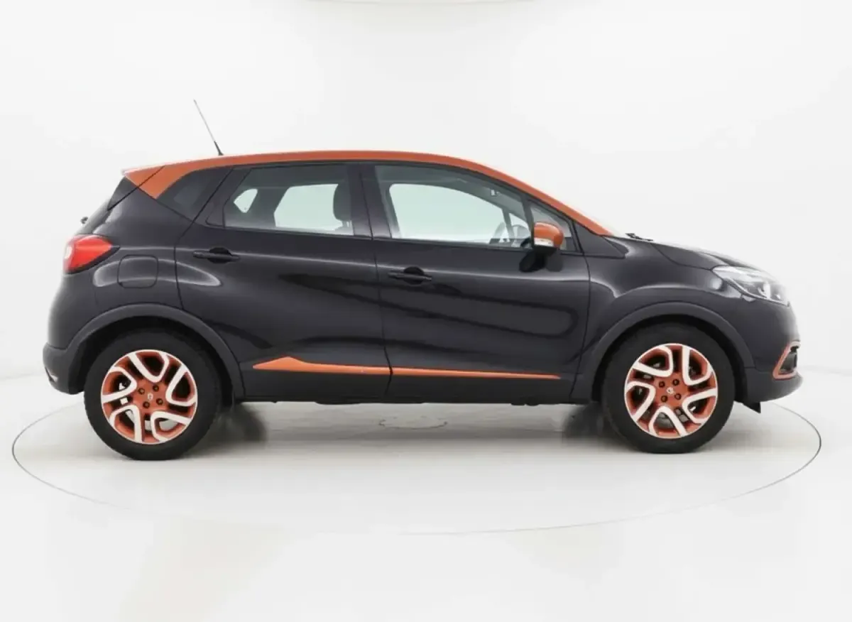 Second-hand Renault Captur Dynamique 90 CP (66 kW) 2014 Portocaliu SUV