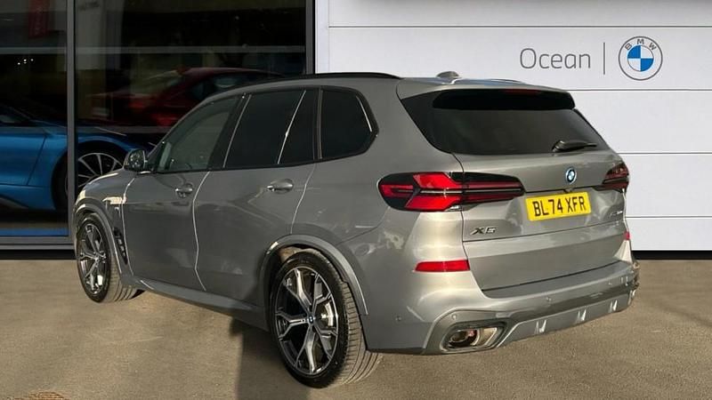 Usado BMW X5 M Sport 482 HP (354 kW) 2024 Cinzento SUV