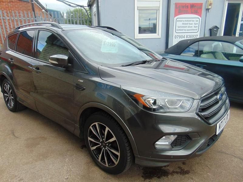 Used Ford Kuga ST-Line 120 HP (88 kW) 2017 Grey SUV