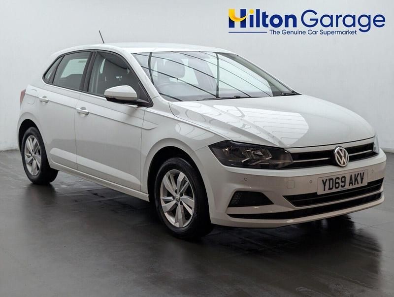 White Used 2019 VW Polo SE Hatchback | £10,750 (Good price) - Image 1/4