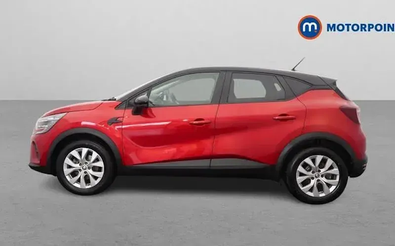 Used Renault Captur Iconic 143 HP (105 kW) 2022 Red SUV