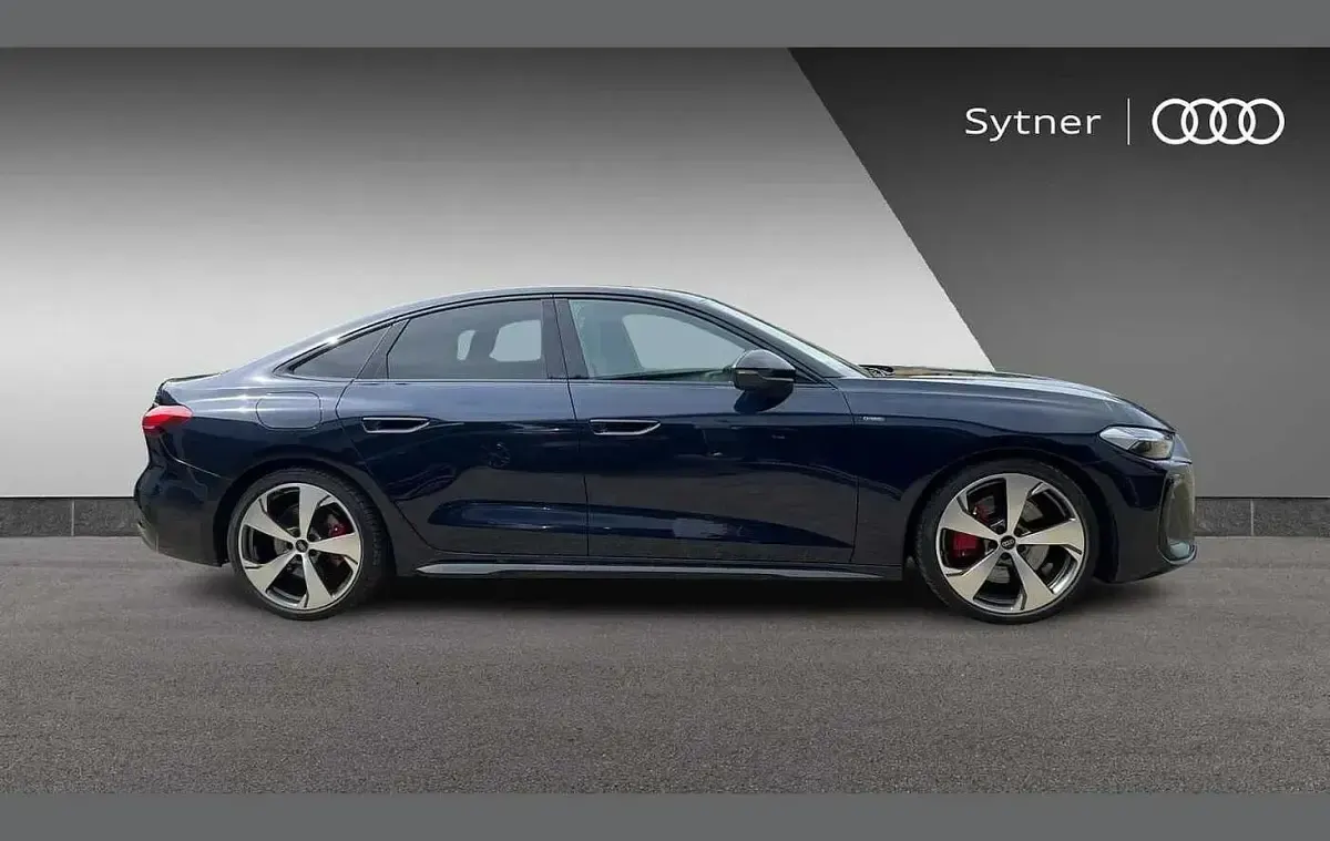 Used Audi A5 Advanced 295 HP (216 kW) 2025 Blue Sedan