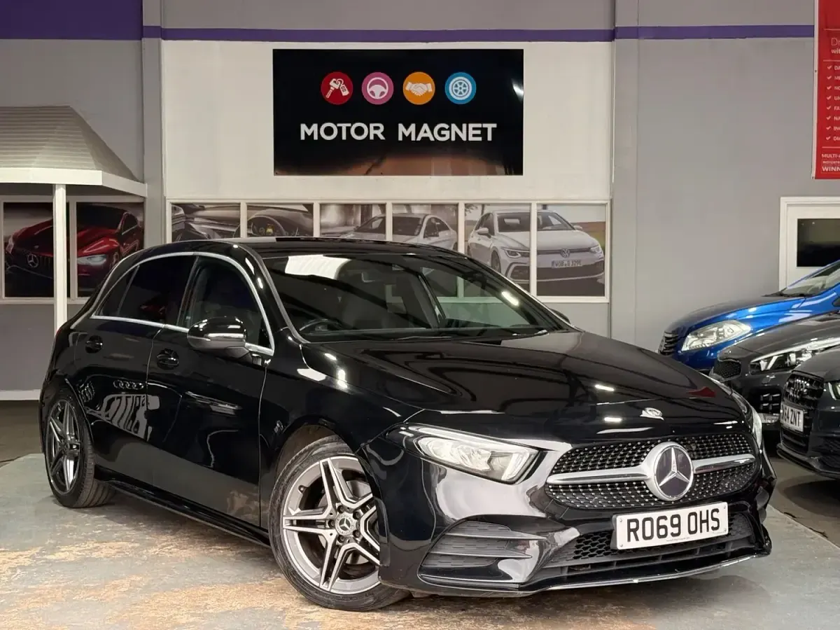 Used Mercedes A180 AMG line 136 HP (100 kW) 2019 Black Hatchback
