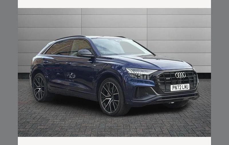 Used Audi Q8 Black Edition 340 HP (250 kW) 2022 Blue SUV