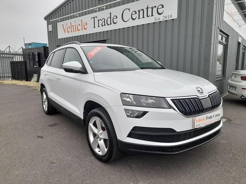 White Used 2018 Skoda Karoq SE SUV | £10,999 (Good price) - Image 1/4