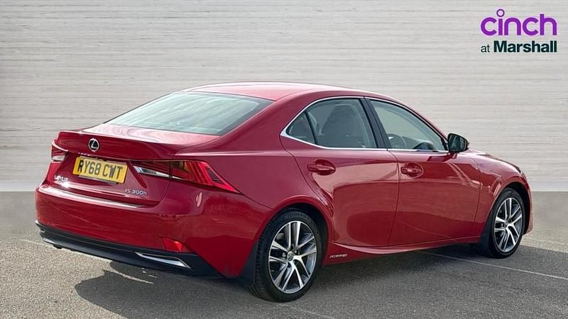 Used Lexus IS300h Executive Line 223 HP (164 kW) 2019 Red