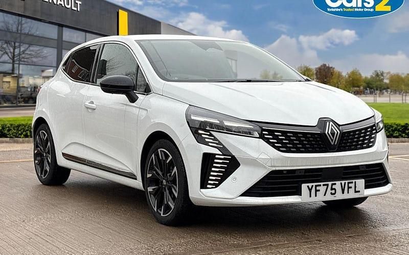 White New 2025 Renault Clio V Esprit Alpine Hatchback | £19,995 (Fair price) - Image 1/4