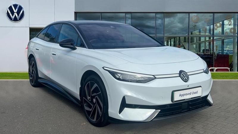 White Used 2024 VW ID.7 Pro Sedan | £31,532 (Fair price) - Image 1/4