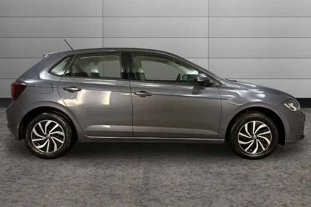 Used VW Polo Life 95 HP (69 kW) 2025 Grey Hatchback