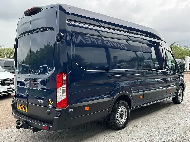 Usado Ford Transit 170 HP (125 kW) 2023 Azul Van