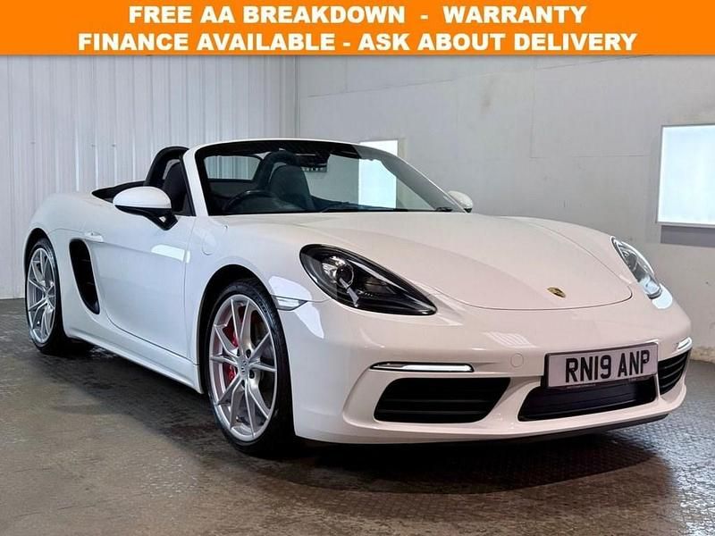 Used Porsche 718 Boxster 350 HP (257 kW) 2019 White Cabriolet