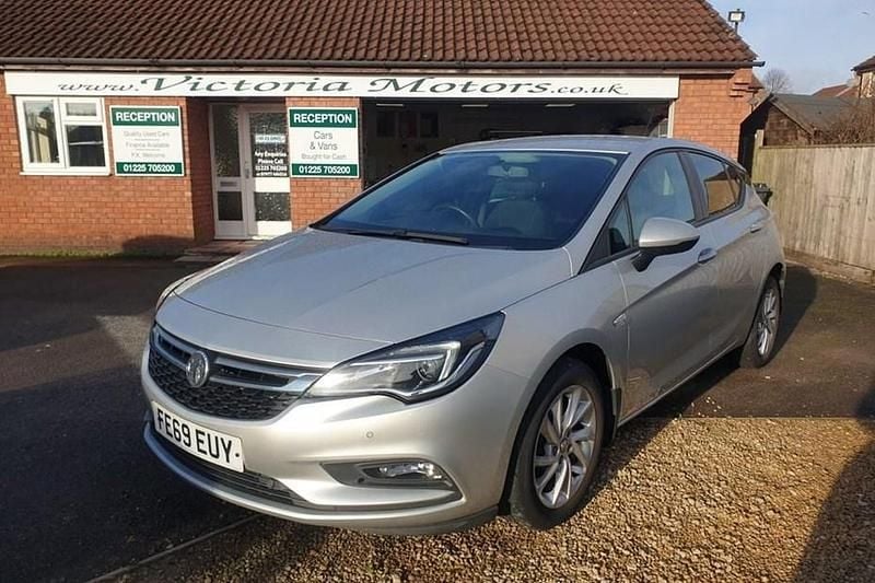 Silver Used 2019 Vauxhall Astra S Hatchback | £7,495 (Super price) - Image 1/1