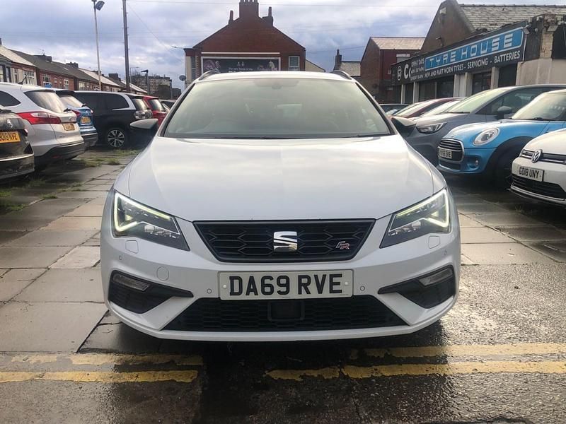 Used Seat Leon Black Edition 2019 White Estate