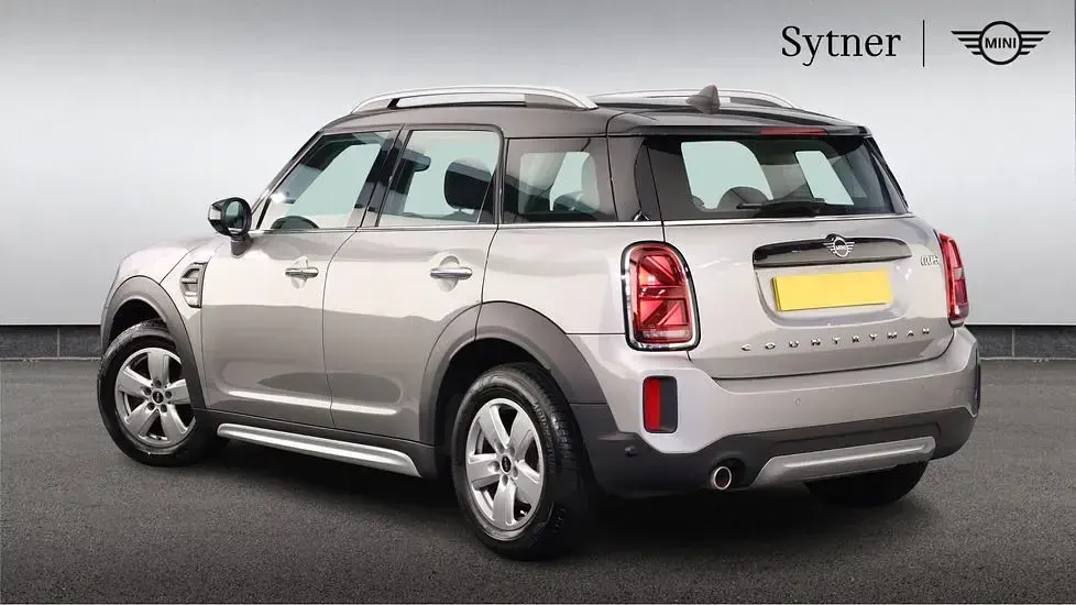 Used Mini Cooper Countryman Classic 134 HP (98 kW) 2022 Silver SUV