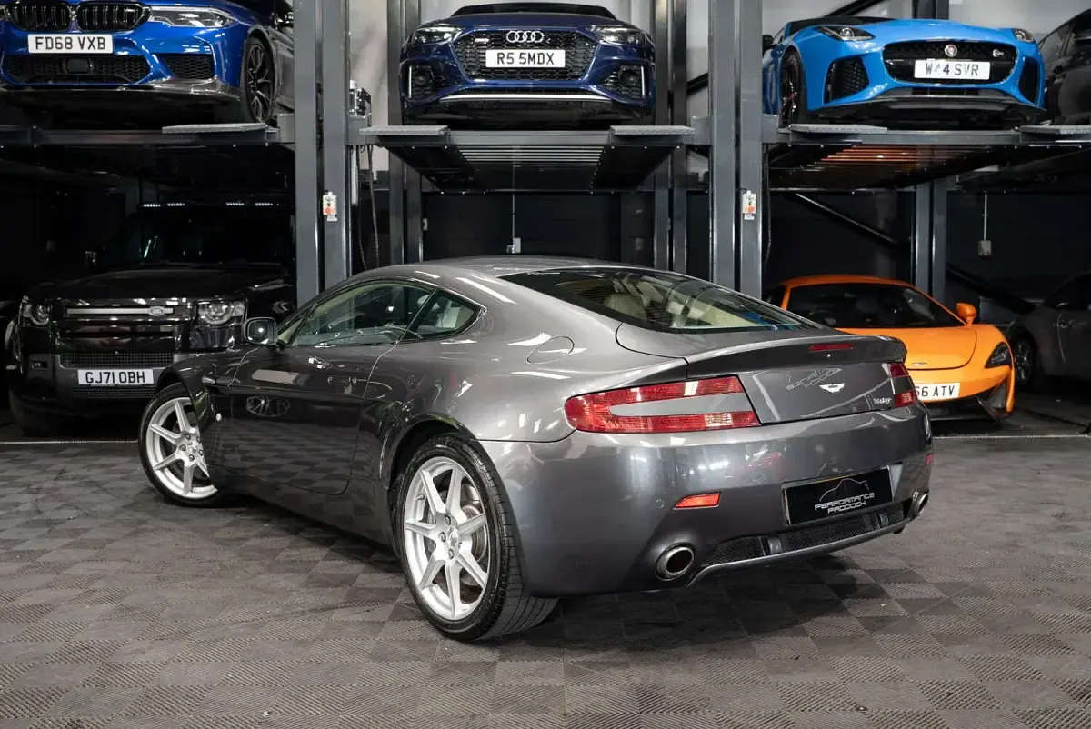 Used Aston Martin Vantage 2008 Silver Coupe