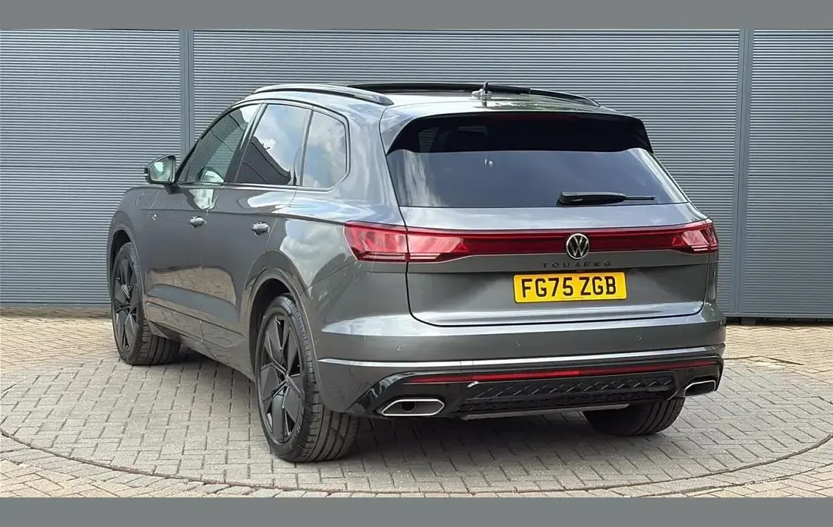 Used VW Touareg Black Edition 286 HP (210 kW) 2025 Grey SUV