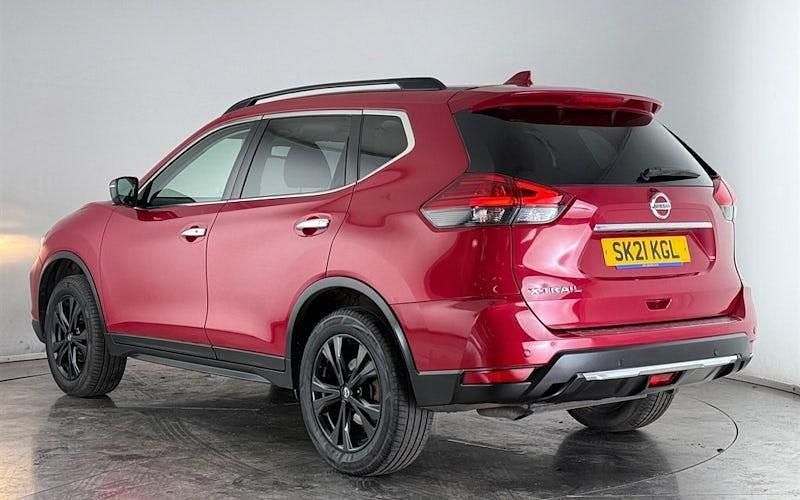 Used Nissan X-Trail S 158 HP (116 kW) 2021 Red SUV