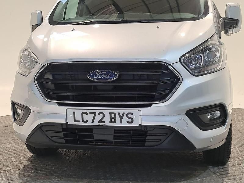 Used Ford Transit Custom Limited 130 HP (95 kW) 2023 Silver Van