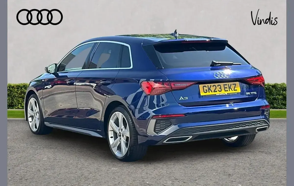 Used Audi A3 S-Line 147 HP (108 kW) 2023 Blue Sedan