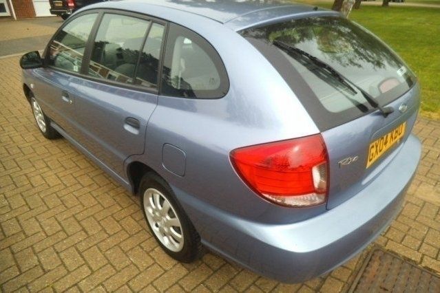 Used Kia Rio 80 HP (58 kW) 2004 Hatchback