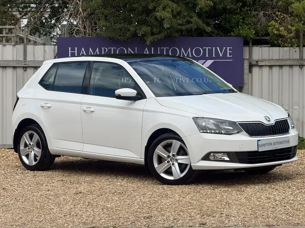 Used Skoda Fabia SE L 110 HP (80 kW) 2016 White Hatchback