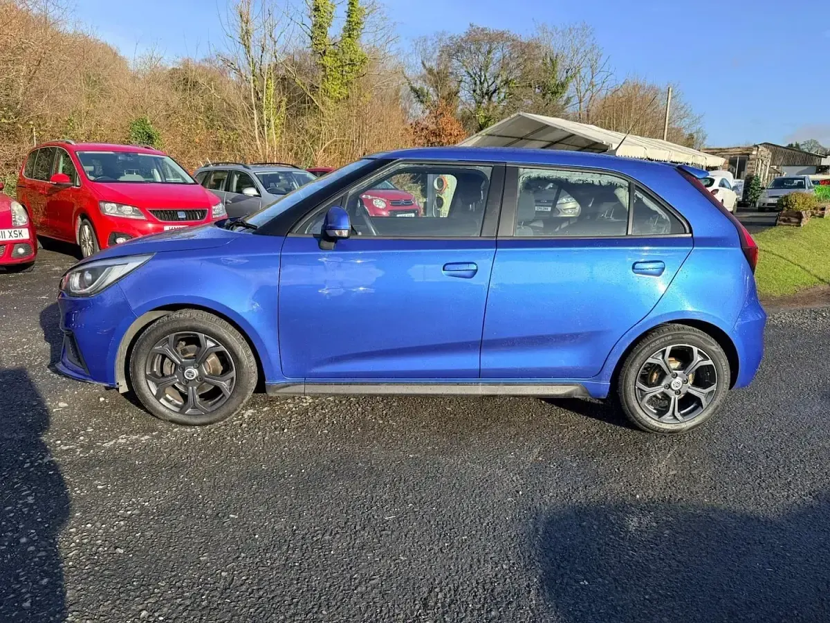 Used MG MG3 Excite 106 HP (77 kW) 2018 Blue Hatchback