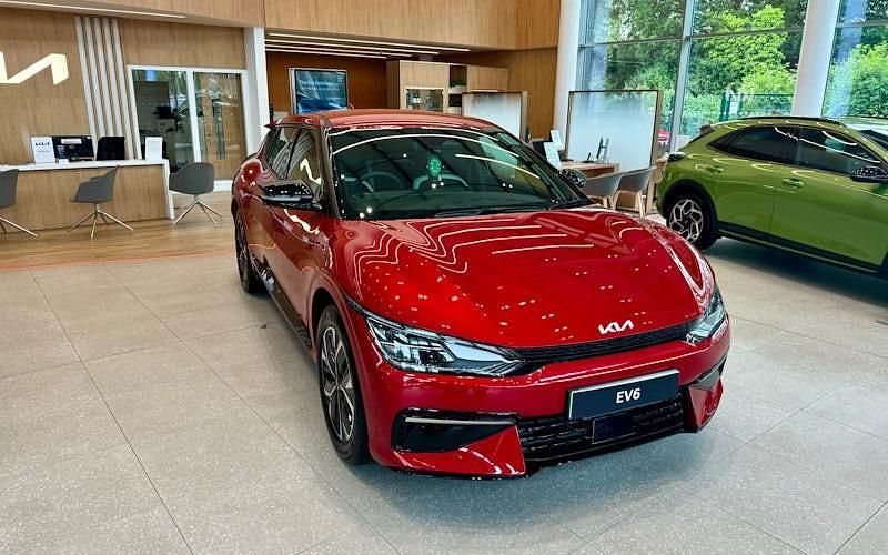 New 2025 Kia EV6 GT-Line S SUV | £41,998 - Image 1/4
