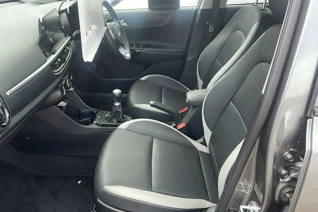 Used Kia Picanto 66 HP (48 kW) 2023 Grey Hatchback