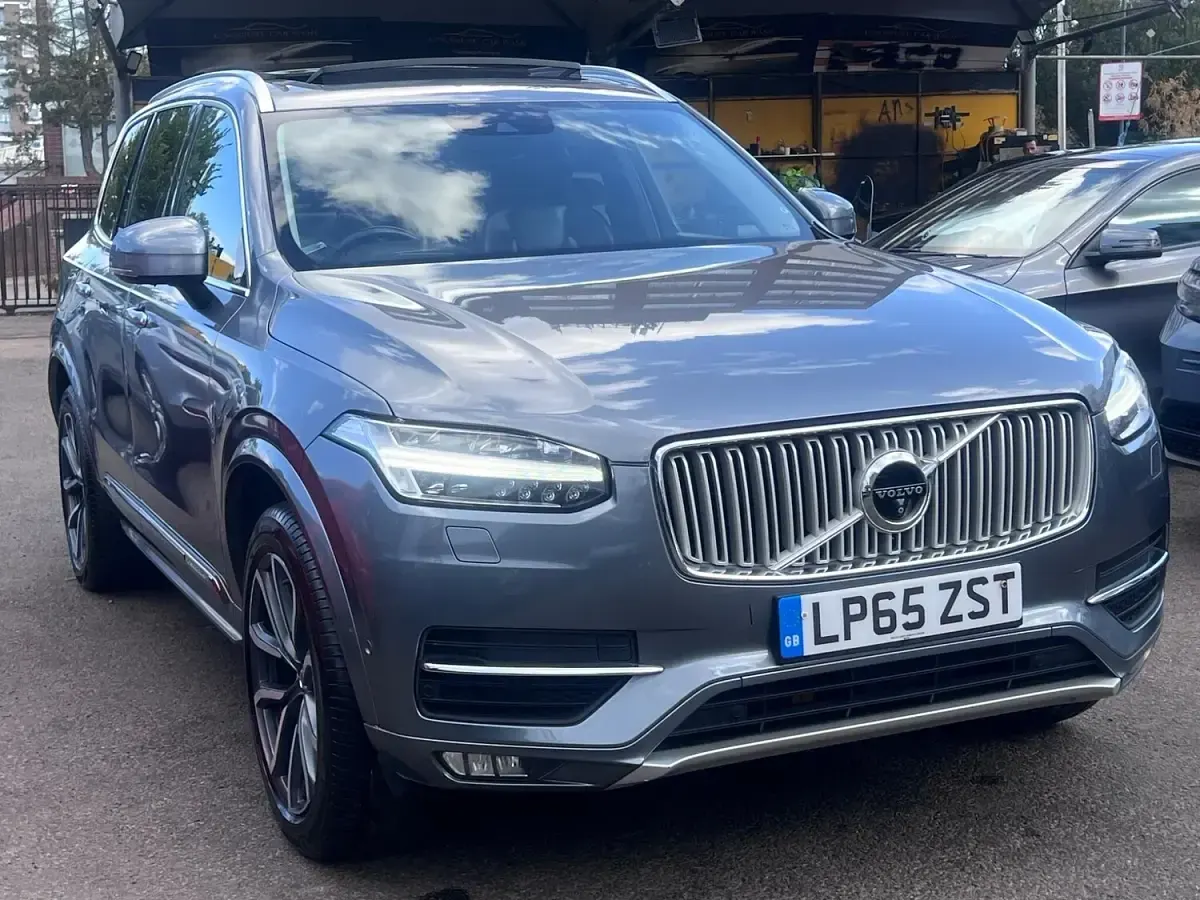 Used Volvo XC90 Inscription 315 HP (231 kW) 2016 Grey SUV