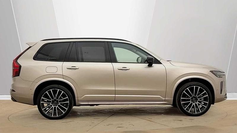 Used Volvo XC90 Ultra 2025 Gold SUV
