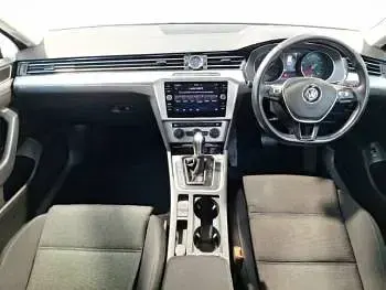 Used VW Passat Business 150 HP (110 kW) 2019 Blue Estate