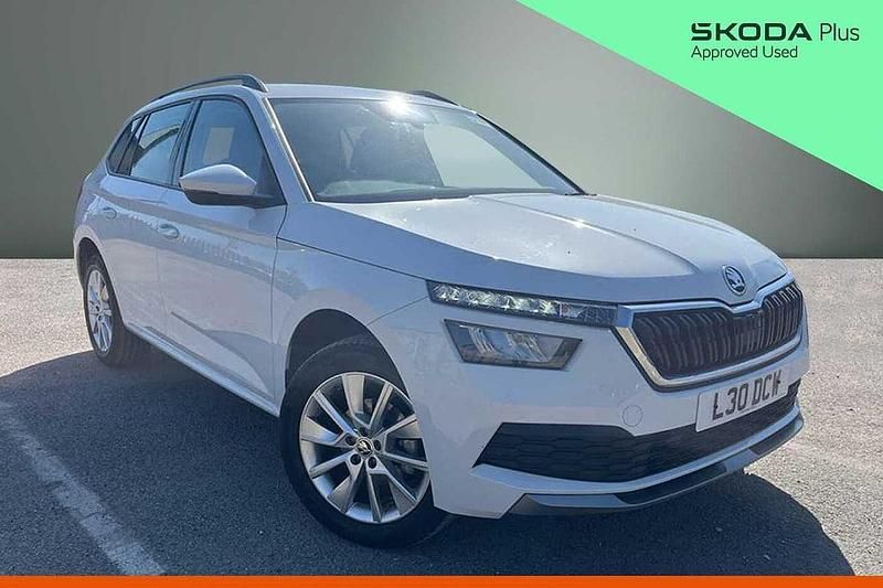 Used Skoda Kamiq SE 94 HP (69 kW) 2024 Moon white metallic SUV