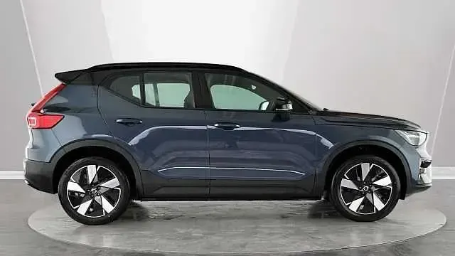 Nuevo Volvo EX40 Plus 185 kW (252 CV) 2025 SUV