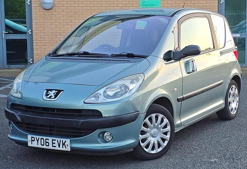 Gebraucht Peugeot 1007 2006 Grau Van / Kleinbus